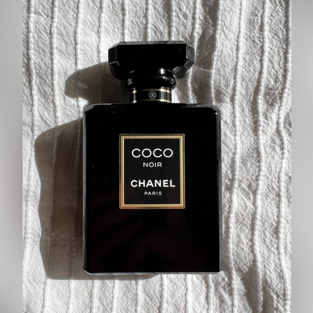 Coco Noir Chanel Paris Perfume